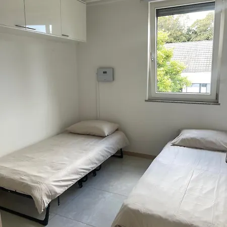 Apartment Stylish Spacious In *