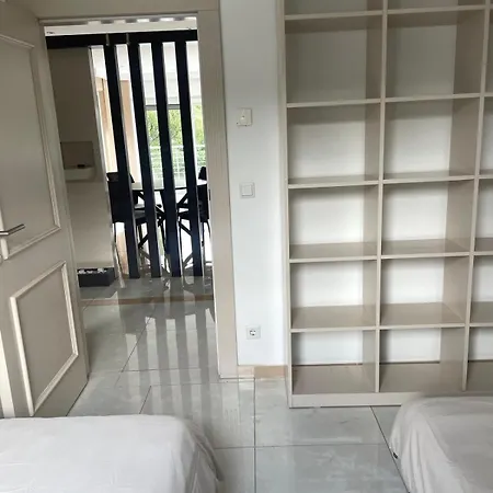Stylish Spacious In Dusseldorf