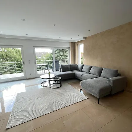 Stylish Spacious In Düsseldorf